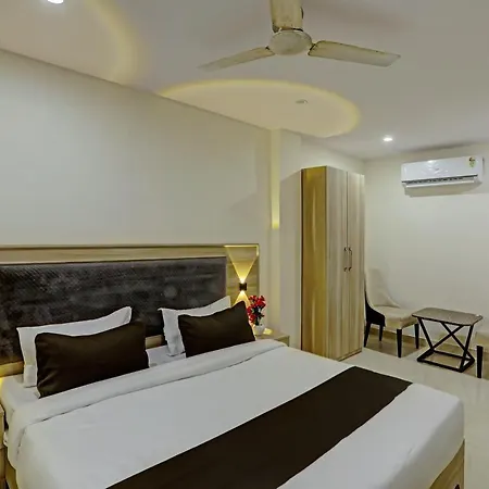 Townhouse Dsr Sector 19 Noida Exterior photo